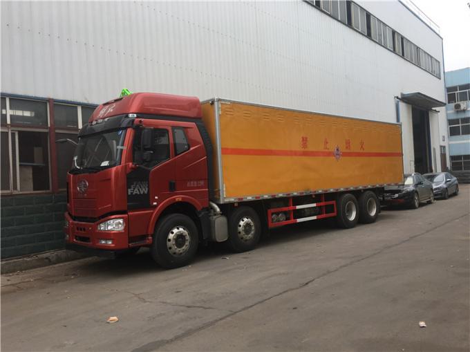 Toneladas resistentes de las mercancías de FAW 8x4 31 de camión de reparto peligroso diverso de la furgoneta