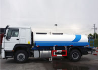 Camión del portador de agua del tanque de acero de carbono, volumen del petrolero 8m3 del camión de 4×2 266hp Lpg