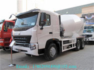 Camión móvil 336 HP del mezclador concreto de SINOTRUK HOWO A7 con la dislocación 9.726L