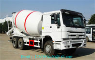 Camión móvil 336 HP del mezclador concreto de SINOTRUK HOWO A7 con la dislocación 9.726L