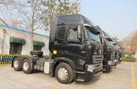 Camiones negros del tractor 6x4 de Sinotruk Howo para los caminos normales/duros ZZ4257V3247N1B