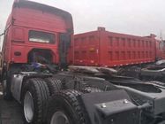 420 camión de la cabeza del tractor de HP Sinotruk Howo 6x4 con el taxi de los durmientes del doble HW79