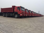 El camión volquete minero del euro II rojo de SINOTRUK con Φ420mm escoge el embrague seco de placa