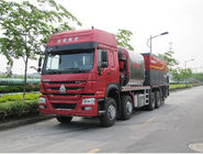 Camión del mantenimiento de carreteras de la capacidad de la tolva de Sinotruk 14m3/equipo del revestimiento de carreteras