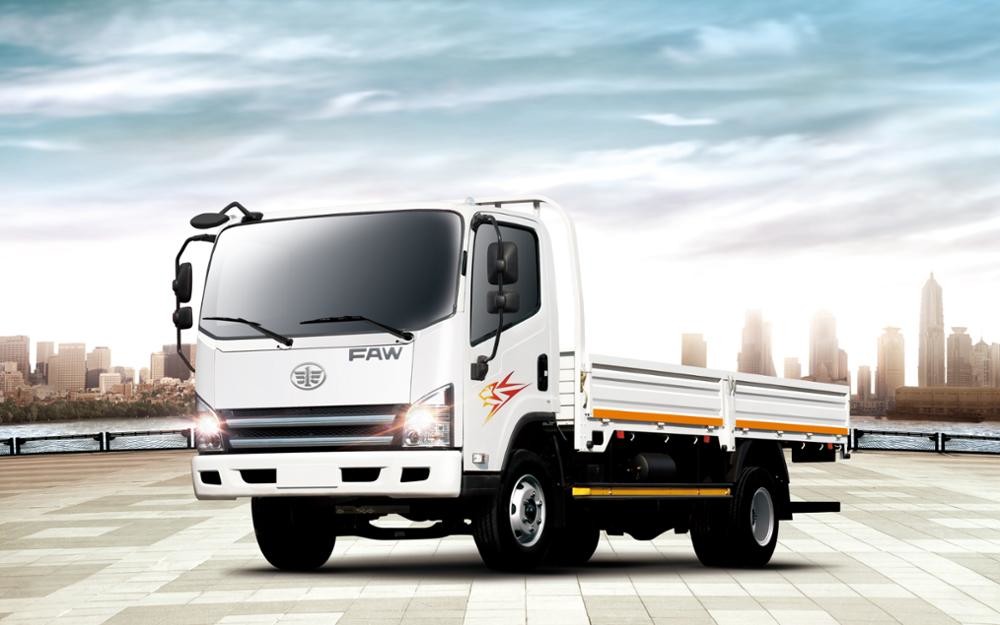 Vehículos comerciales resistentes del tigre de JIEFANG FAW, 4*2 Diesel Cargo Van Truck