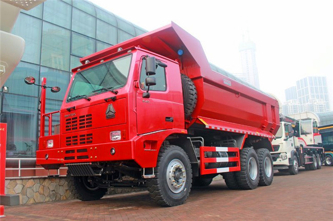 Camión volquete resistente 6*4/30 toneladas de la carga de Sinotruk Howo de camión de volquete