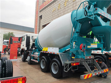 Camión del mezclador concreto de ZZ5317GJBN3261W 8X4 12 CBM con el depósito de gasolina de la aleación de aluminio 400L