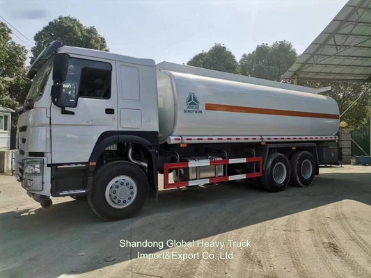 HOWO Sino trucks 5000 galones de combustible diésel de reabastecimiento de petróleo de combustible camiones cisterna