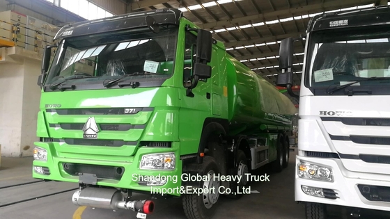Sinotruk HOWO 8*4 Camión cisterna de combustible 12 ruedas Camión cisterna de aceite 30000L Camión dispensador