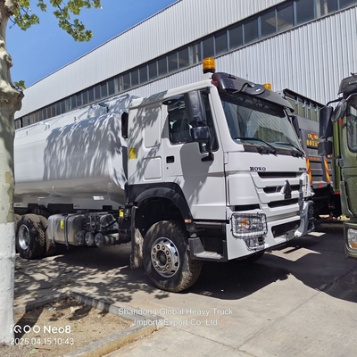 Nuevo diseño Vehículo 3 Eje 40000 litros Combustible aceite gasolina Cisterna camión de transporte