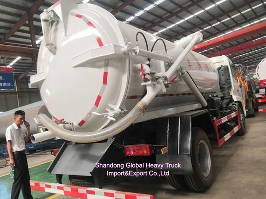 Nuevo camión de aspiración de aguas residuales HOWO 12000 litros camión de escape de vacío combinado para la venta