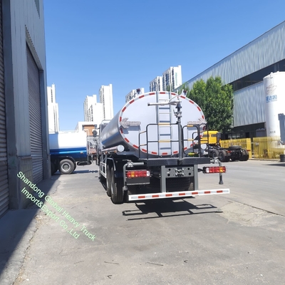Sinotruk HOWO Vehículo 20000/30000L 6X4 Cisterna de trabajo pesado