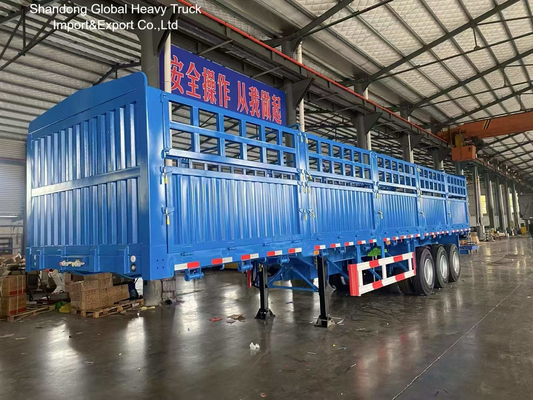 Semirremolque de cerca de 60 toneladas de 3 ejes para el transporte de ganado