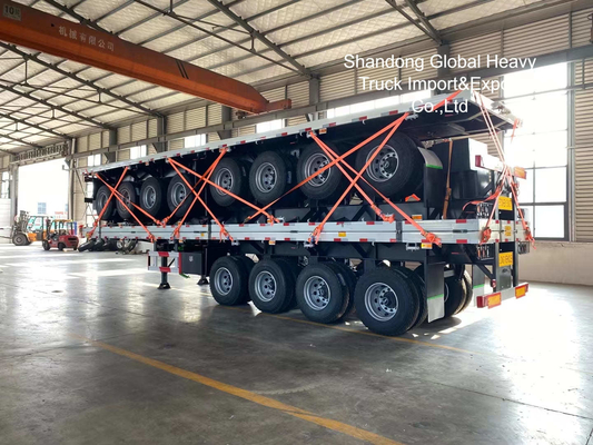 Semirremolque de 3 ejes con valla, capacidad 40-60t para transporte de carga