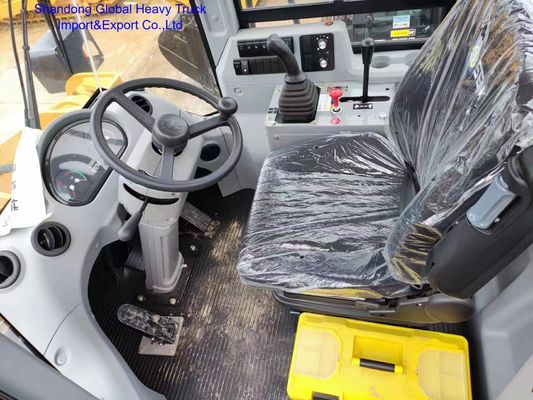 Retroexcavadora LIUGONG 777A de 6-9t Carga Nominal 74.5 Kw