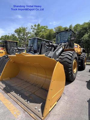 Cargador frontal de ruedas XCMG XC948E con capacidad nominal de 4 toneladas, capacidad de carga de cucharón de 2,4 m3 y especificaciones de 7882*2500*3405mm