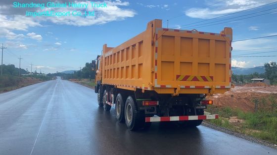Camión de descarga pesado con capacidad de carga útil de 30-35 toneladas, tanque de combustible de 400 litros y neumáticos 12.00R20