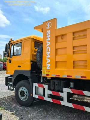 Camión volquete Shacman F3000 6×4 con capacidad de carga de 25-30 toneladas, construcción de alta resistencia y chasis de acero de alta resistencia
