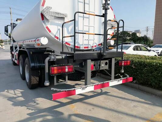 Sinotruk HOWO TX/NX 6×4 camión de tanque de agua con rociador con capacidad de carga de 20 t y tanque de acero inoxidable