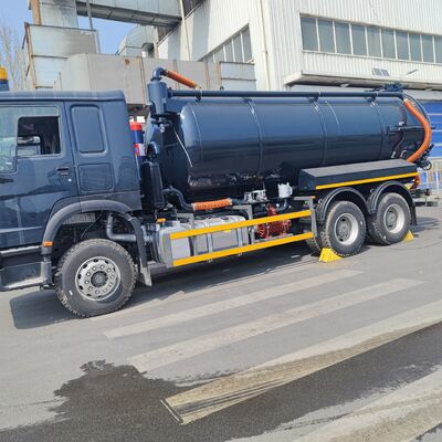 Camión de succión de aguas residuales al vacío HOWO 15CBM con tipo de tracción 6×4 y potencia de motor de 266HP para limpieza de residuos municipales e industriales