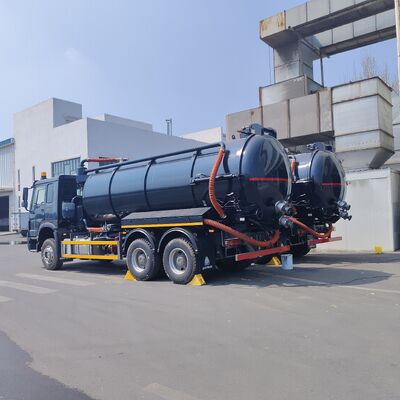HOWO 15CBM Camión de aspiración de aguas residuales al vacío con tracción 6x4 y motor de 336 CV para limpieza de depósitos sépticos y desechos industriales