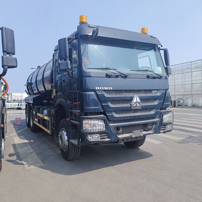 HOWO 15CBM Camión de aspiración de aguas residuales al vacío con tipo de accionamiento 6×4 y motor de 336 CV para limpieza de depósitos sépticos y transporte de lodos