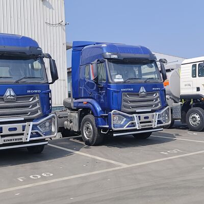 HOWO NX 6×4 camión tractor con motor de 380 CV y suspensión de resorte de hoja de trabajo pesado para el transporte de carga pesada