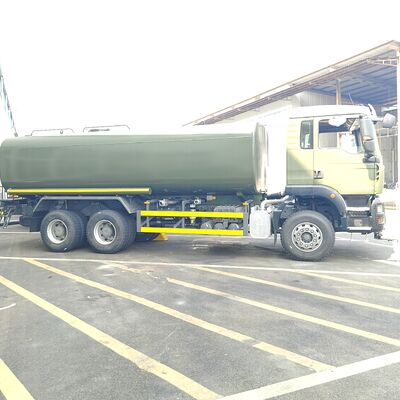 HOWO TX 6×4 Camión tanque de agua para Ghana Rota de pulverización Control de polvo Riego Limpieza municipal y uso en la construcción