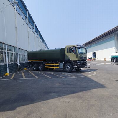 HOWO TX 6×4 Camión cisterna de agua con carga útil de 20T de la norma de emisiones Euro 2 y 6×4 rueda motriz para limpieza de carreteras