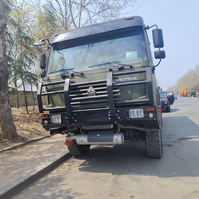 HOWO 6x6 Off-Road Fuel Tank Truck with 20T Payload and Diesel Engine for Mining