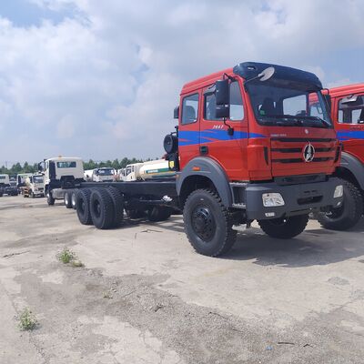 BEIBEN 2642 camión de descarga de minería de 6 × 6 con motor WEICHAI de 420 CV y carga útil de 30-40 toneladas para minería pesada