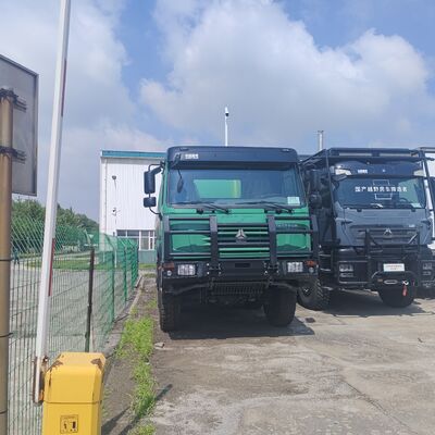 HOWO 6×4 Camión de tanque de agua con capacidad de 20.000L, motor de 371 CV y tanque de acero al carbono para limpieza de carreteras y supresión de polvo