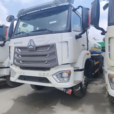 HOWO NX 6×4 CNG Fuel Tank Truck con motor de 400 CV y capacidad de 25.000 L para la distribución de combustible