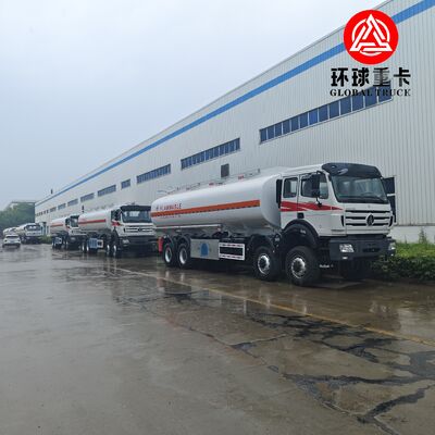 Camión cisterna de combustible diésel Beiben 8x8 de 35000L con chasis todoterreno de alta resistencia para áreas mineras del Congo