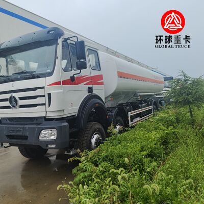 Beiben 8x8 35000L Camión tanque de combustible de servicio pesado fuera de la carretera Camión tanque diésel para la minería del Congo