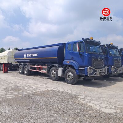 HOWO NX 8x4 30000L camión cisterna de combustible camión diésel de carga pesada para el mercado de Nigeria