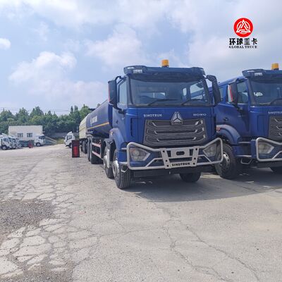 HOWO NX 8x4 30000L camión cisterna de combustible camión diésel de carga pesada para el mercado de Nigeria