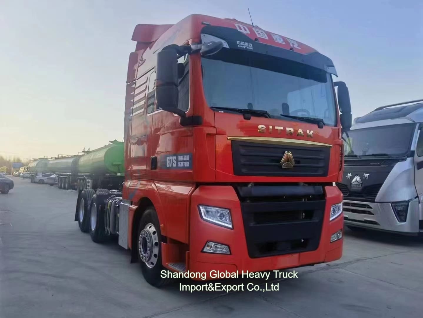 SINOTRUK Nuevo TX SITRAK camión pesado HOWO 4X2 6X4 25T 40T camión tractor 430hp 480hp