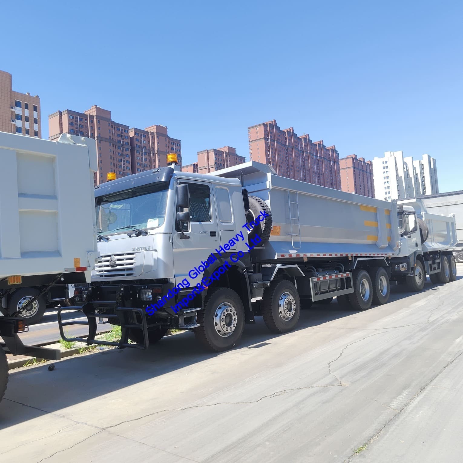 China Sinotruck HOWO 6X4 15 toneladas 10 ruedas volquetes 8X4 Wheeler 371HP 375HP Camión volquete usado