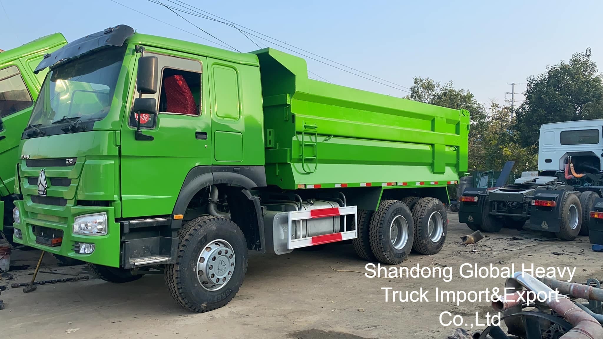 Camión volquete de servicio pesado Sinotruk HOWO 6X4/8X4 A7/T7 de segunda mano, 10/12 ruedas, 371 CV, 18-25 m³