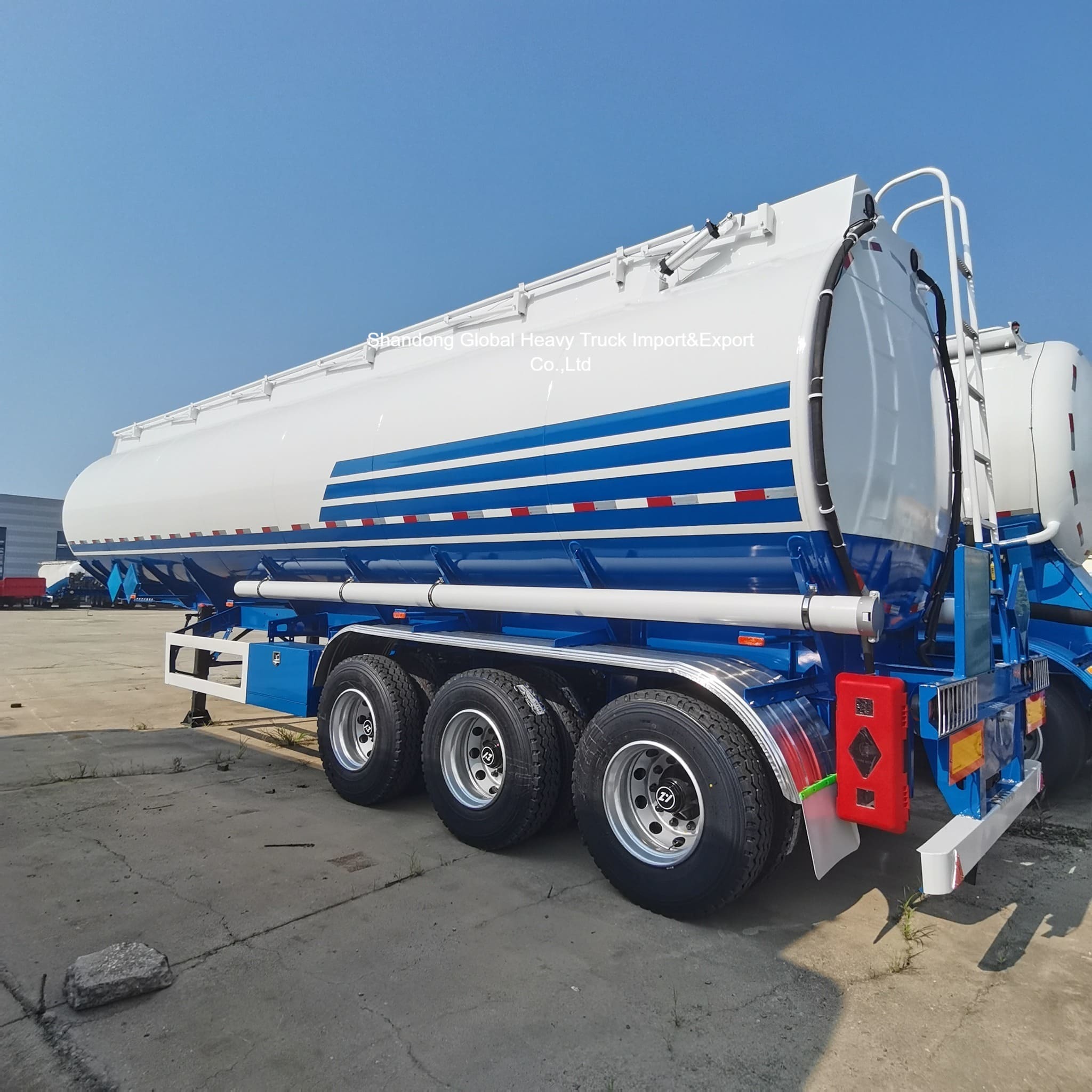 3 Axle 50000 Liters Fuel Tanker Semi Trailer with Anti-Corrosion Technology and Multiple Compartments for Liquid Transport